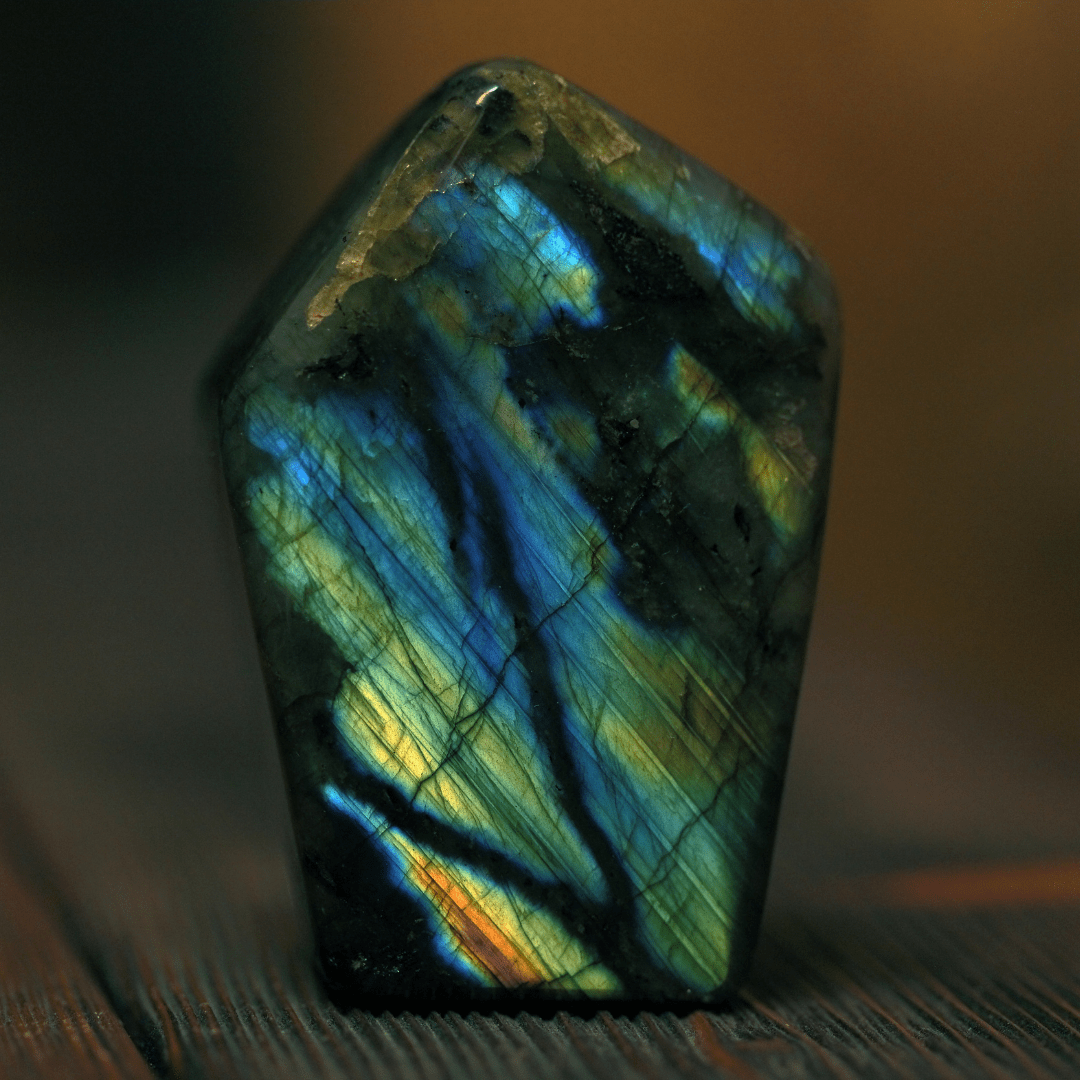 Labradorite Properties Unveiled The Comprehensive Guide